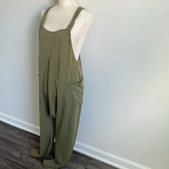 Olive Green Jumpsuit NWOT - Picture 6 of 13